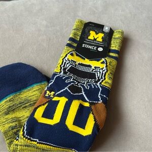 Men’s Crew Socks Stance Michigan Size M Brand New
